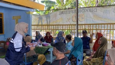 Cegah Hipertensi dan Diabetes, Mahasiswa KKN UNDIP Edukasi dan Periksa Kesehatan Lansia di Desa Tegalmade