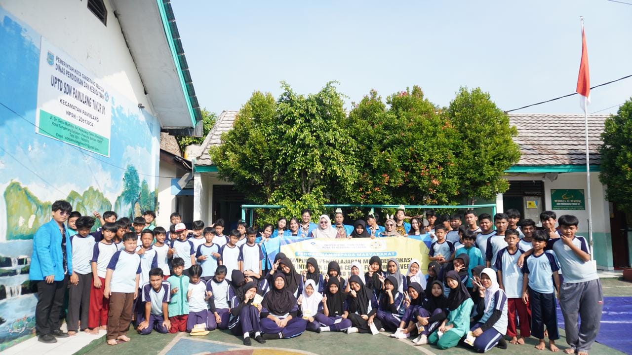 Improve English skills through the drama “The Clever Mouse Deer and the Crocodile” for Elementary School Students Improve English skills through the drama “The Clever Mouse Deer and the Crocodile” for Elementary School Students