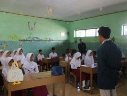 KKN-T 147 UNDIP 2025 Mendorong Kreativitas Anak Melalui Pembelajaran Interaktif di SD Negeri 01 Berjo Karanganyar