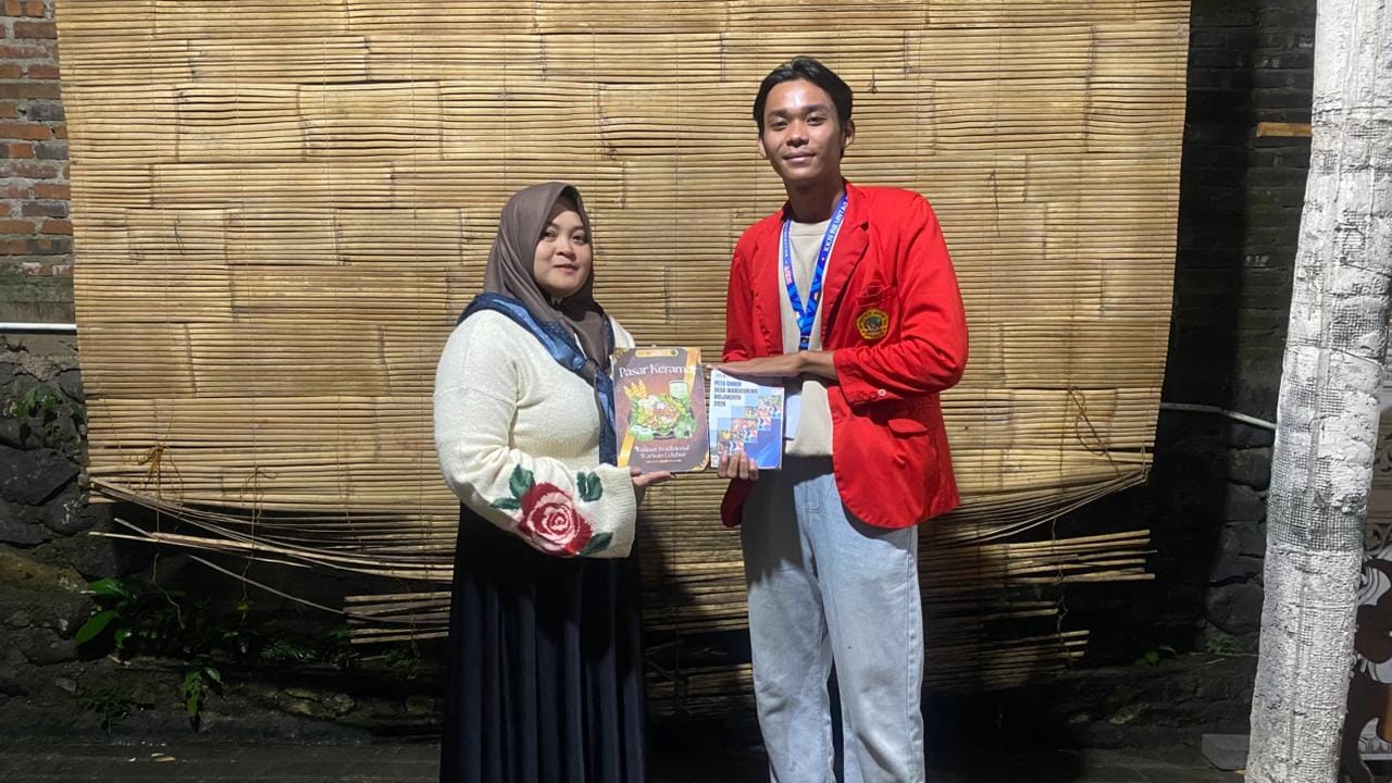 Literasi Budaya Lokal sebagai Strategi Komunikasi dalam Penguatan Identitas Desa Warugunung