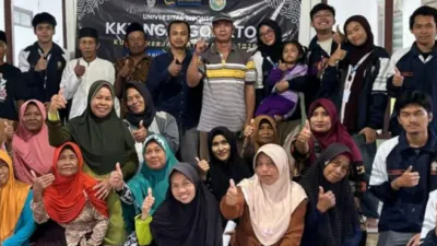 Mahasiswa KKN dari FIB UNDIP Sosialisasikan Budaya Mottainai untuk Warga Desa Ngargotirto Mahasiswa KKN dari FIB UNDIP Sosialisasikan Budaya Mottainai untuk Warga Desa Ngargotirto
