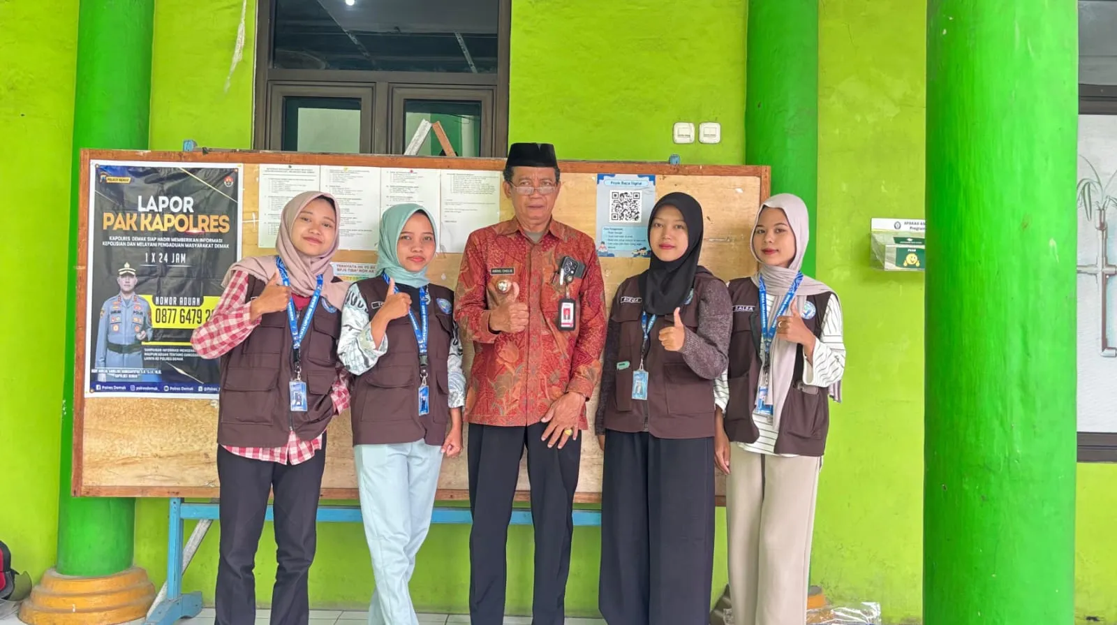 Dorong Literasi Digital, KKN UPGRIS Luncurkan Pojok Baca Digital di Desa Mranggen Dorong Literasi Digital, KKN UPGRIS Luncurkan Pojok Baca Digital di Desa Mranggen