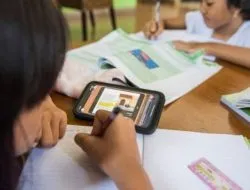 Pengaruh Gadget Terhadap Prestasi Siswa