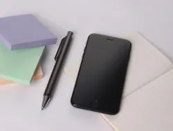 Notifikasi yang Mencuri Fokus: Distraksi HP saat Belajar